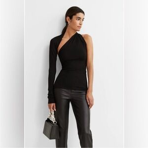 Marcella Manhattan One Shoulder Top